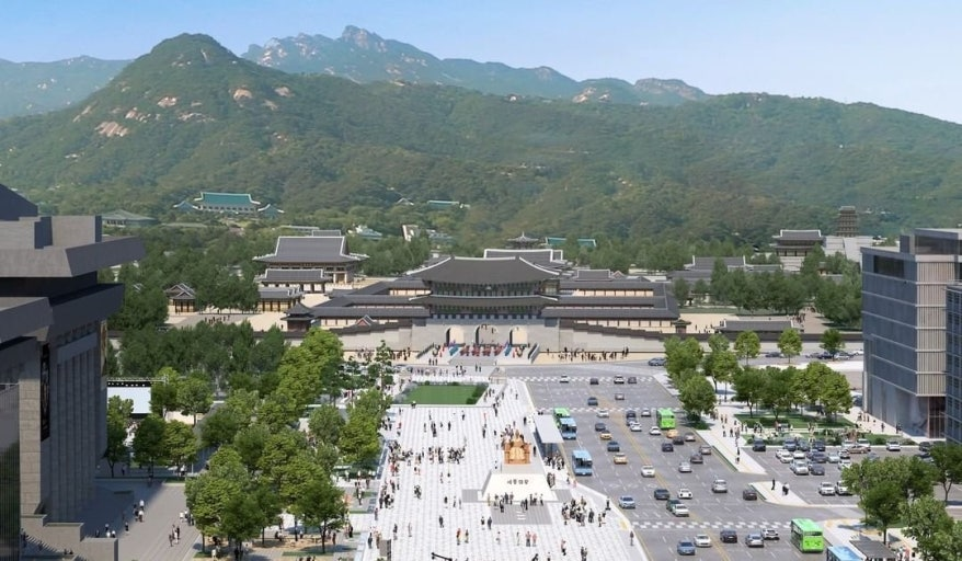 광화문 광장 (Gwanghwamun Square)