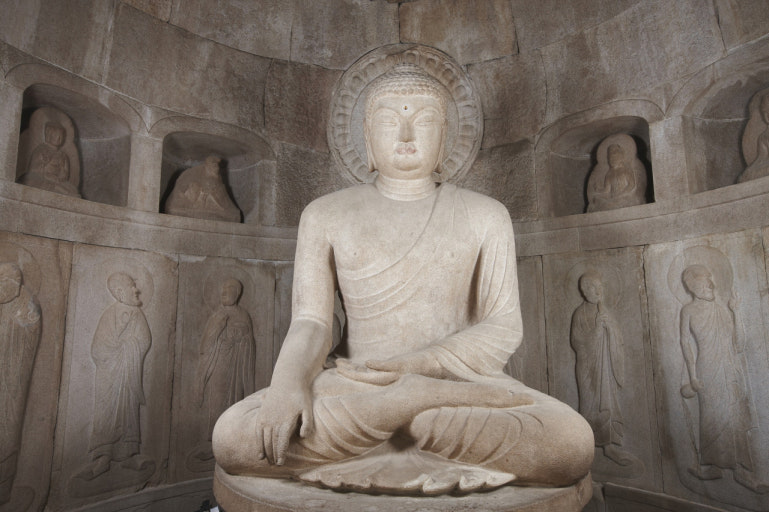 Seokguram Grotto (석굴암)