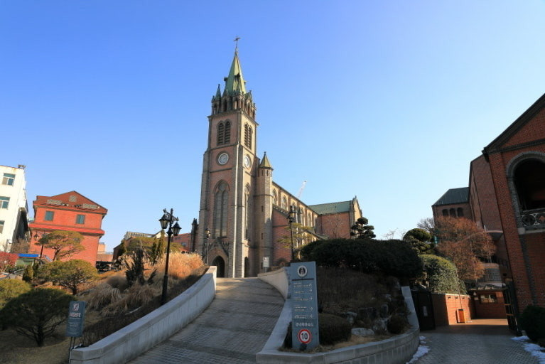 Myeongdong Cathedral (명동성당)