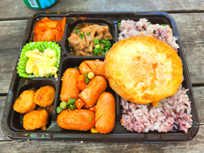 Convenience store food 