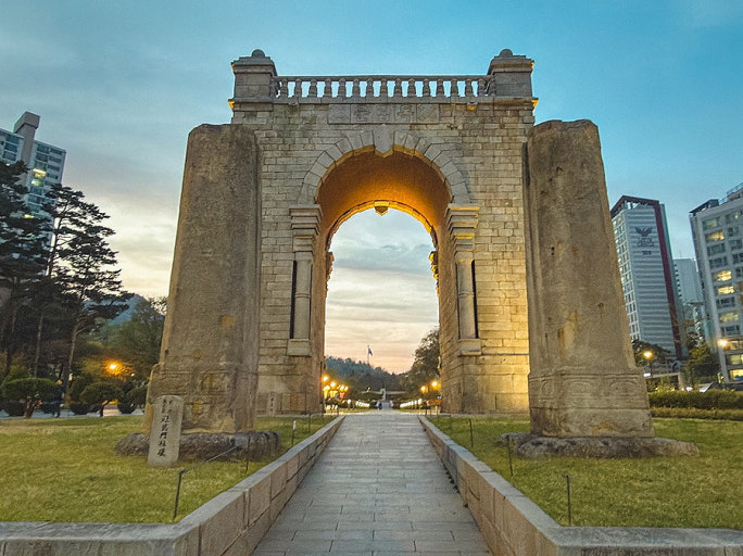 독립문 (Independence Gate)