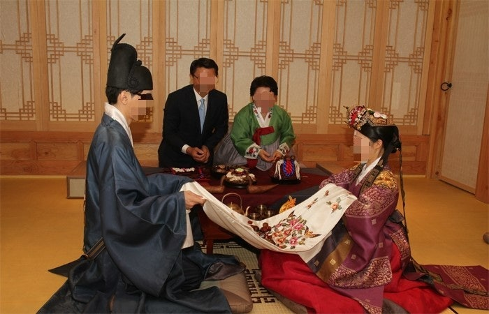 폐백 (Paebaek)