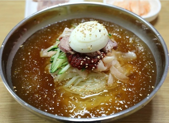Milmyeon (밀면) — Cold Wheat Noodles