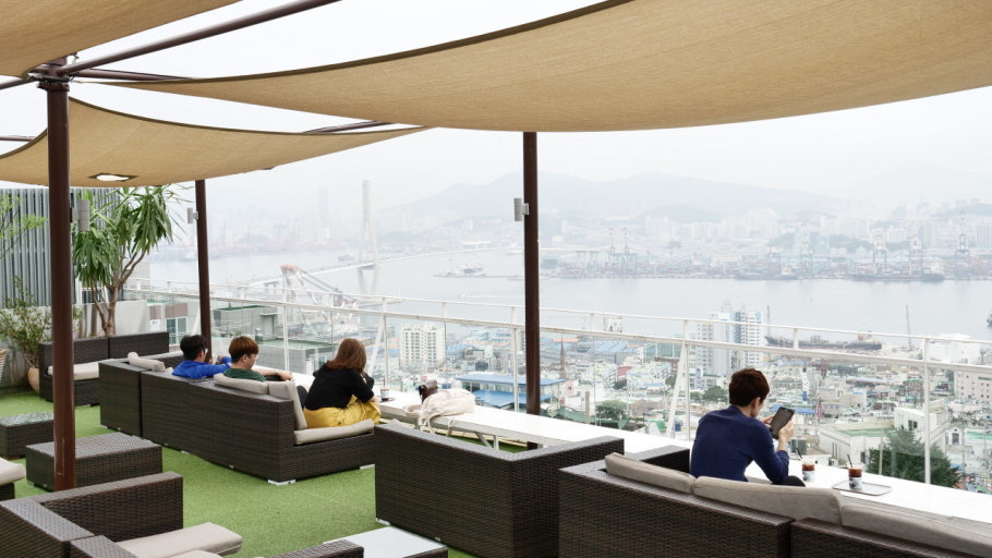 Rooftop Cafes (루프탑 카페)