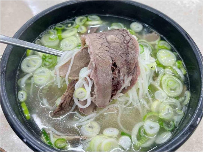 Seolleongtang (설렁탕)