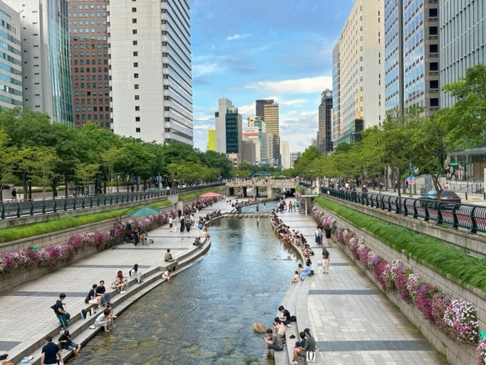 Cheonggyecheon Stream